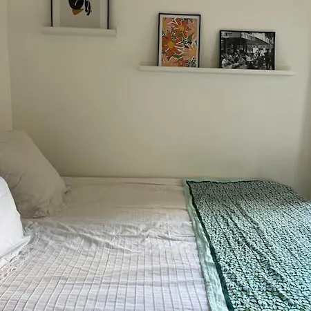 Appartement Joli Pres De Montmartre